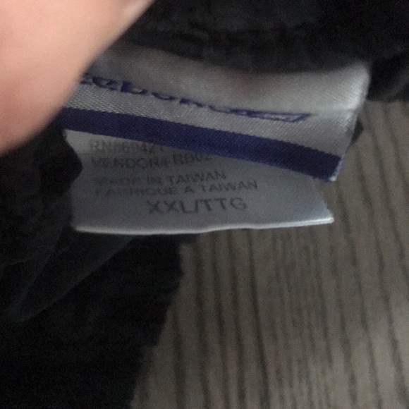 Reebook shorts for men - Picture 3 of 5